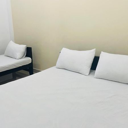 Natraj Guest House Trincomalee Exterior photo