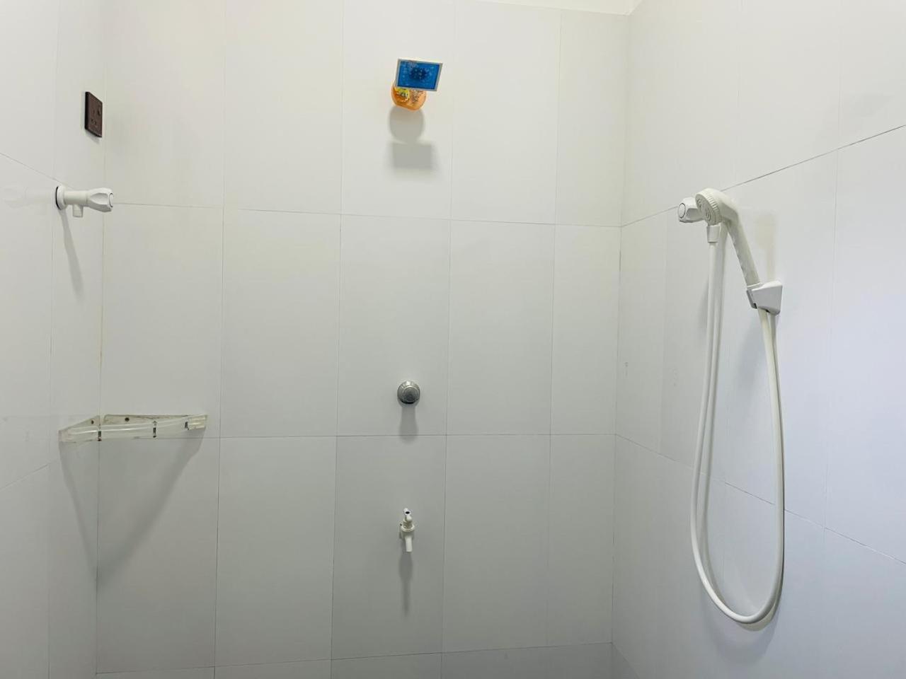 Natraj Guest House Trincomalee Exterior photo